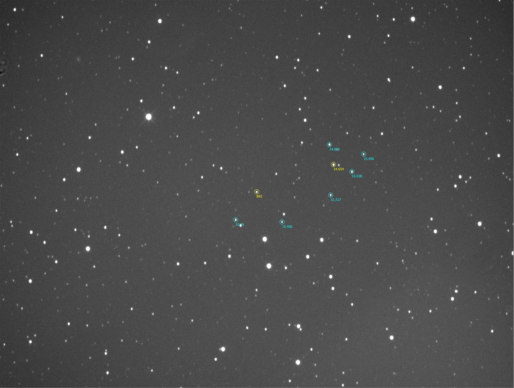 892_27_giu_starfield.jpg